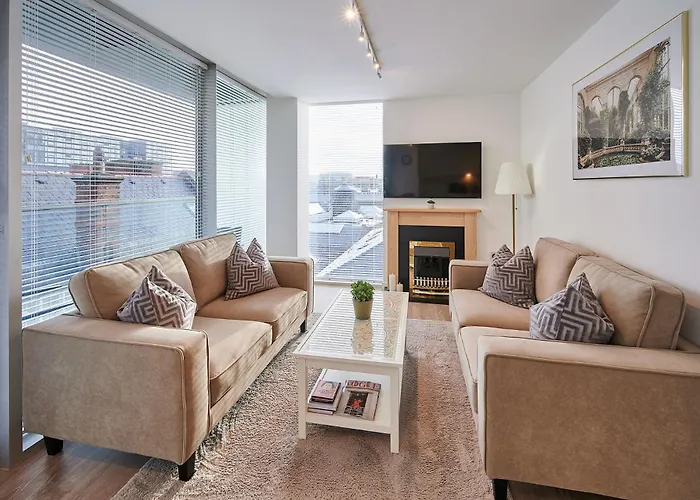 Host & Stay - The Municipal View Abode