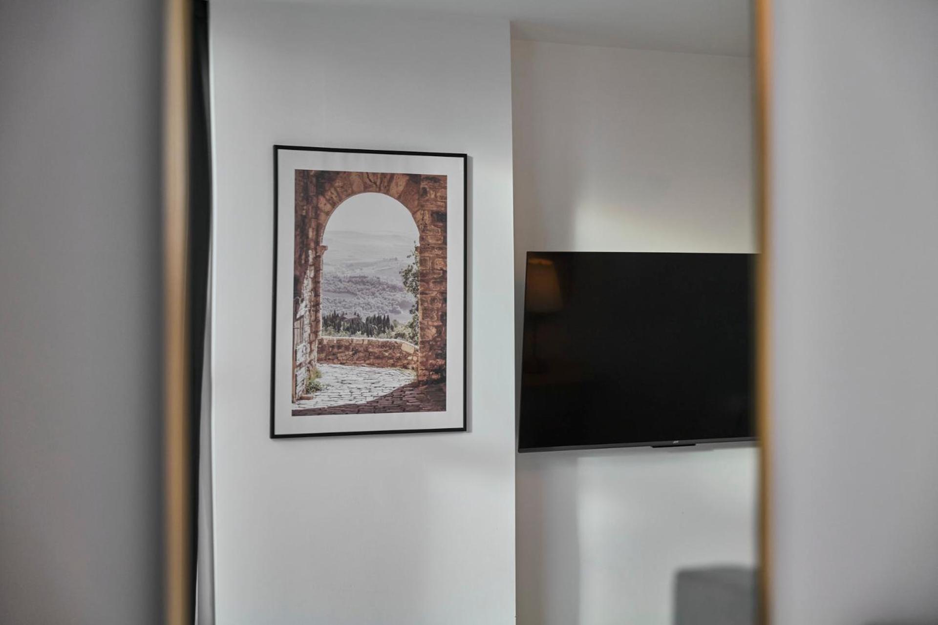 Apartment Host & - The Municipal View Abode *